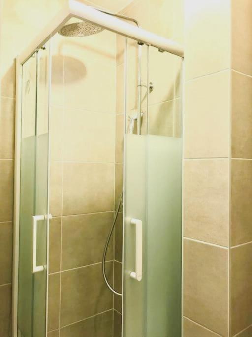 Rm-1 - Appartement F2 Au 1Er Etage Pour 1-3 Pers مُلووز المظهر الخارجي الصورة