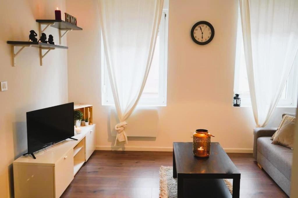 Rm-1 - Appartement F2 Au 1Er Etage Pour 1-3 Pers مُلووز المظهر الخارجي الصورة
